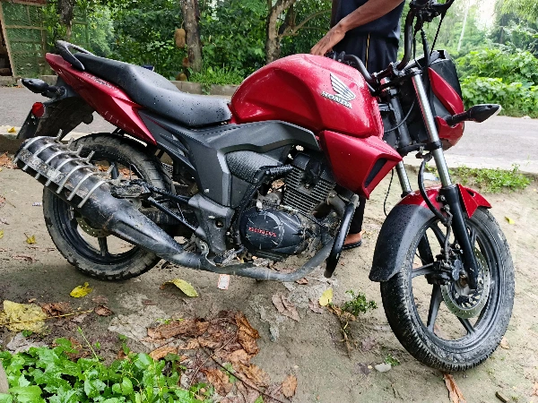 Honda CB Trigger