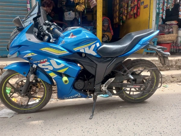 Suzuki Gixxer SF