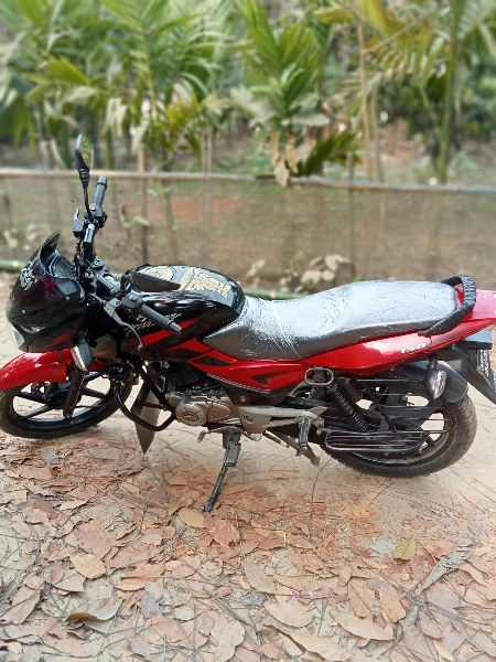 Bajaj Pulsar 150