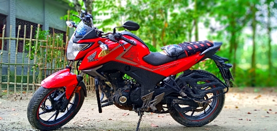 Honda CB Hornet 160R