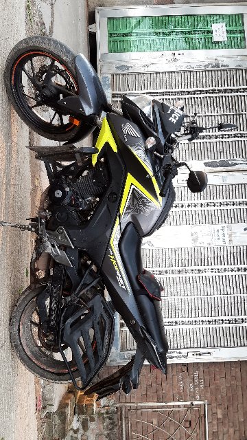 Honda CB Hornet 160R